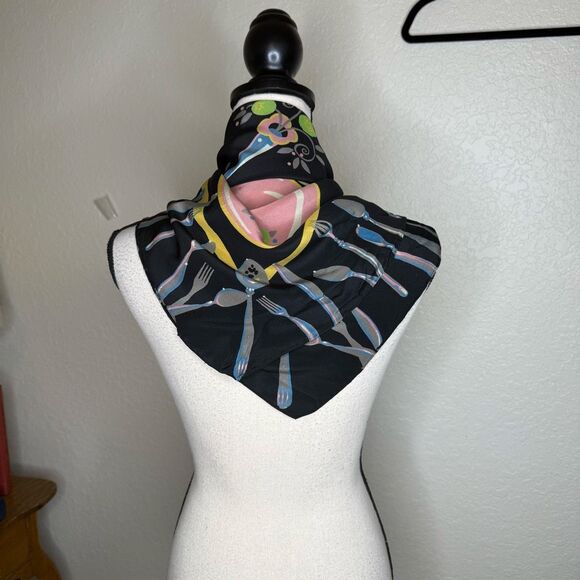 Zazou Luxe Black & Pink Dinner Party Motif Silk Scarf Size 33”X34” - Picture 6 of 12